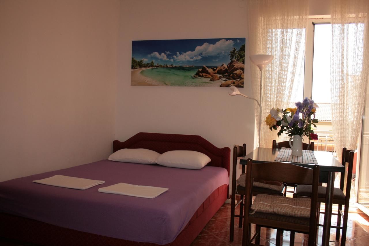 Апартаменты Studio apartman na plaži Рафаиловичи-6